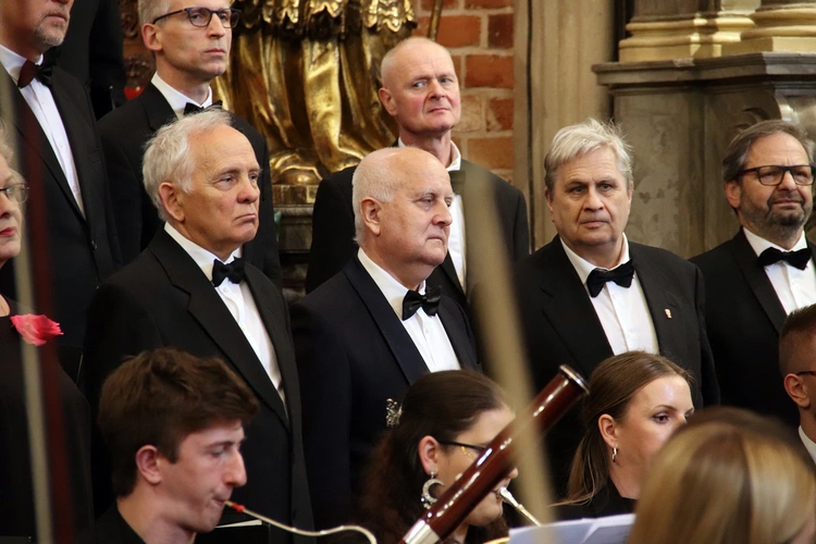 Koncert w katedrze wrocławskiej "Niech zabrzmią głosy kochających serc"