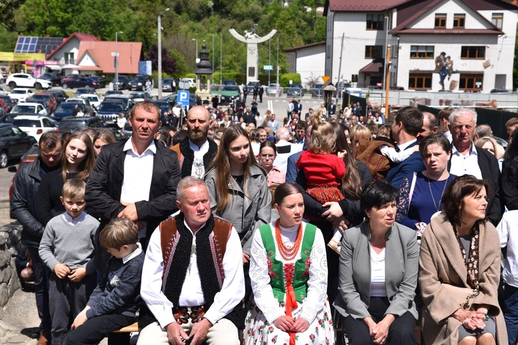 Wmurowanie kamienia węgielnego w Ochotnicy Dolnej