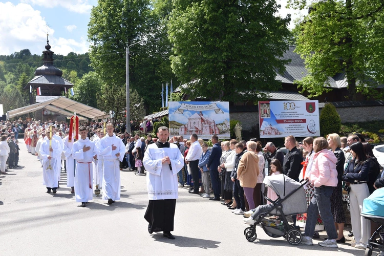 Wmurowanie kamienia węgielnego w Ochotnicy Dolnej