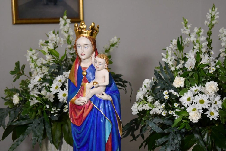 Powrót Madonny do katedry