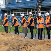 Katowice. Budowę Śląskiego Interdyscyplinarnego Centrum Chemii rozpoczął Uniwersytet Śląski