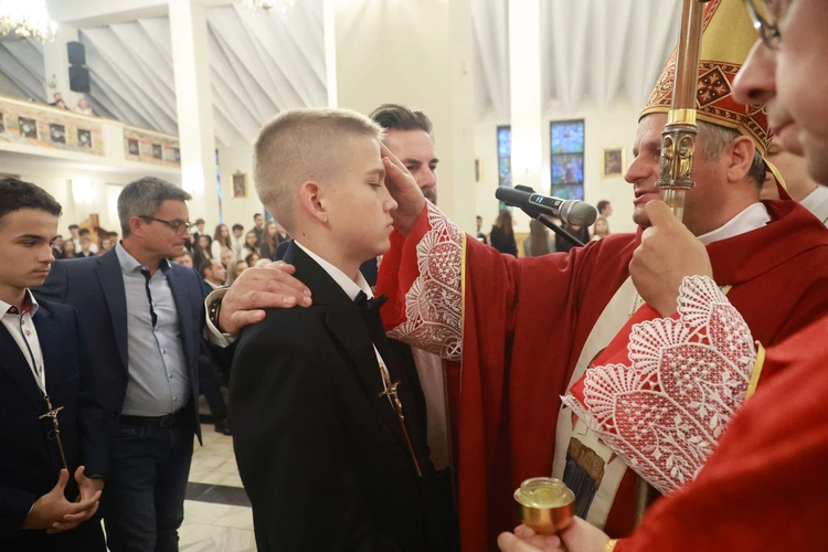 Bierzmowanie u Jana Nepomucena w Bochni