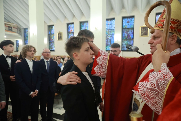 Bierzmowanie u Jana Nepomucena w Bochni