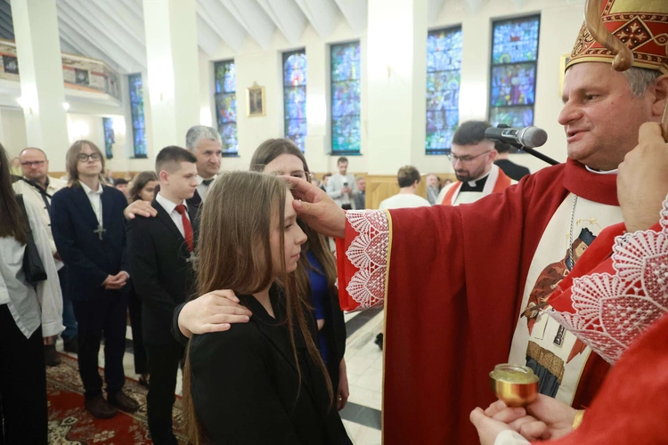 Bierzmowanie u Jana Nepomucena w Bochni