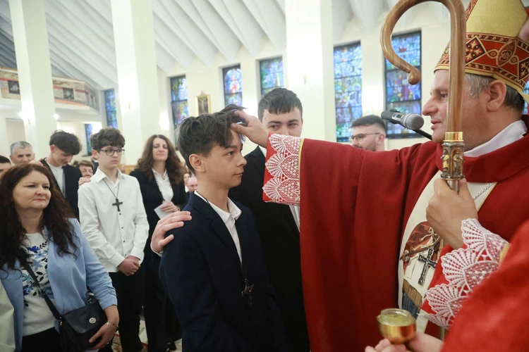 Bierzmowanie u Jana Nepomucena w Bochni