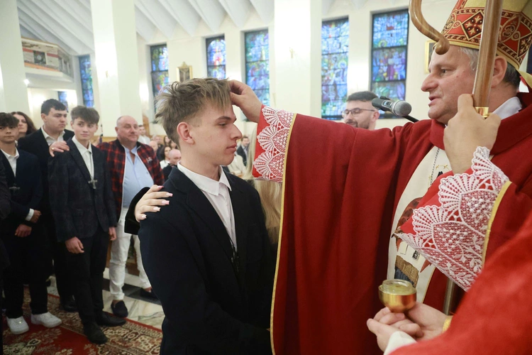 Bierzmowanie u Jana Nepomucena w Bochni