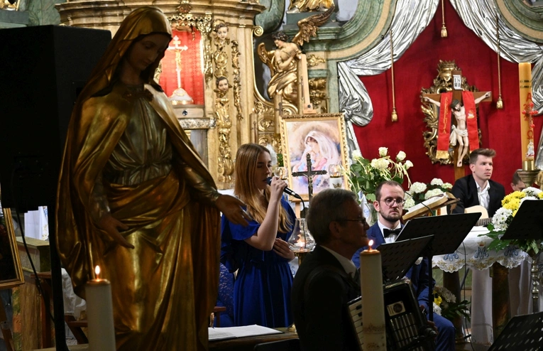 Koncert "Serce Matki" w Głubczycach