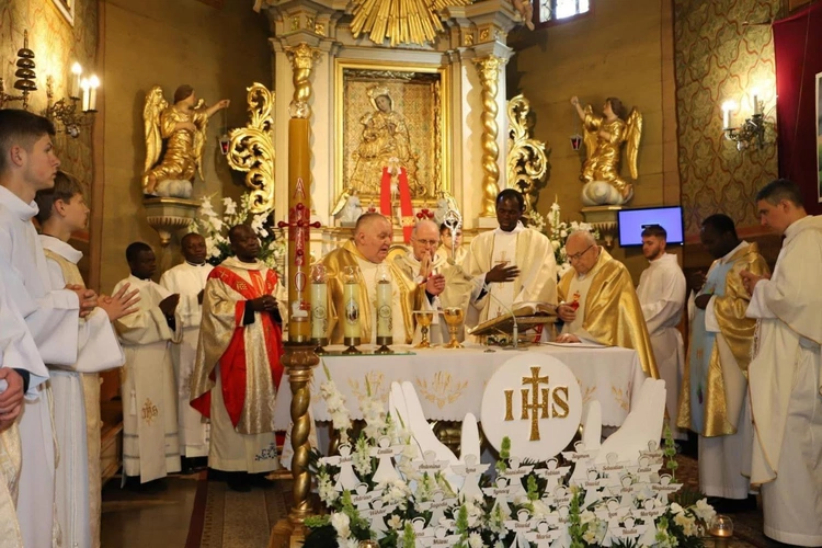 Pisarzowa. Polsko-afrykańska jedność