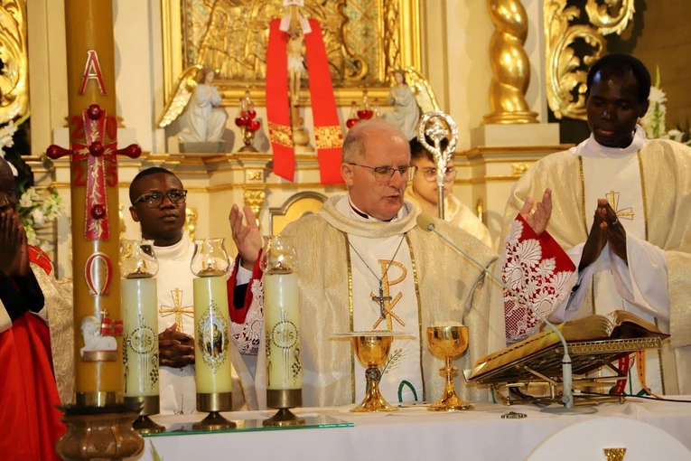 Pisarzowa. Polsko-afrykańska jedność