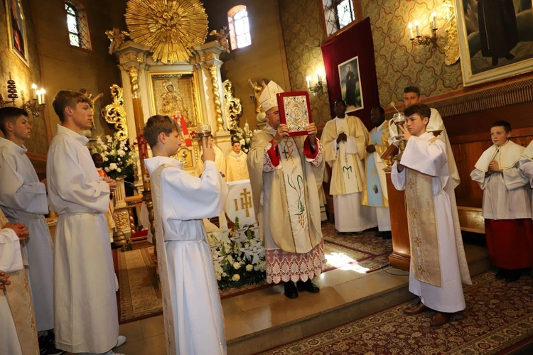 Pisarzowa. Polsko-afrykańska jedność