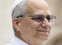 Leon XIV chce dać ludziom nadzieję, że Kościół jest latarnią na morzu chaosu