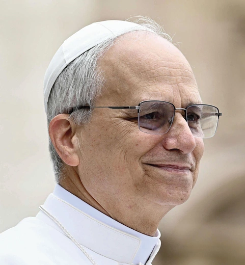 Leon XIV chce dać ludziom nadzieję, że Kościół jest latarnią na morzu chaosu