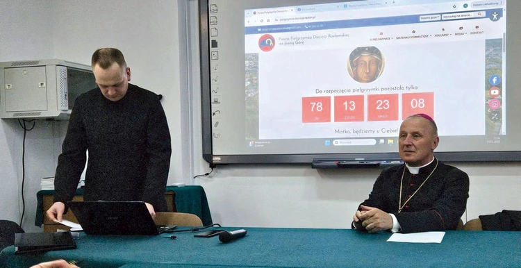 Spotkanie prowadził  ks. K. Bochniak.