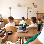 Motto placówki brzmi: „Wartość edukacji. Edukacja wartości”.