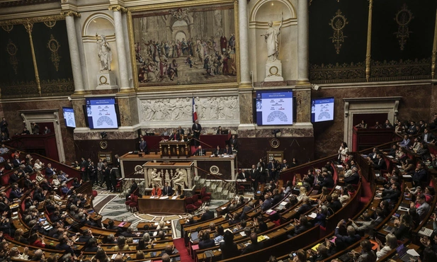 Francja: Zgromadzenie Narodowe zgodziło się na legalizację eutanazji