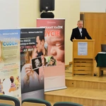 Od poczęcia po relację – interdyscyplinarna refleksja nad życiem prenatalnym na KUL
