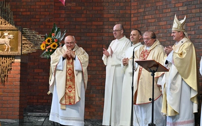 Zaczęło się od pól i krzaków - gdańska parafia św. Urszuli Ledóchowskiej świętowała 40 lat