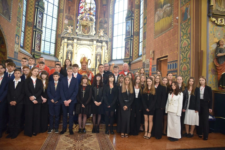 Bierzmowanie w Chorzelowie 2025