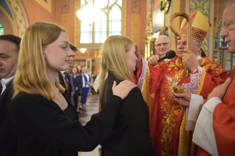 Bierzmowanie w Chorzelowie 2025