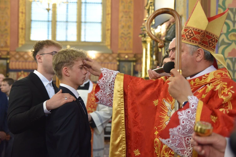 Bierzmowanie w Chorzelowie 2025