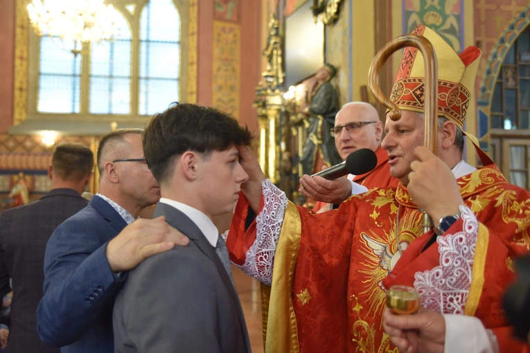 Bierzmowanie w Chorzelowie 2025