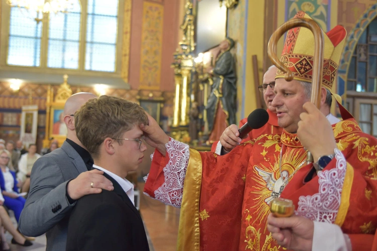 Bierzmowanie w Chorzelowie 2025