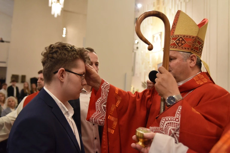 Bierzmowanie w par. Ducha Św. w Mielcu 2025