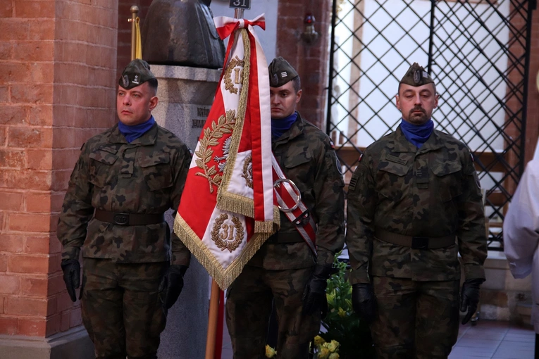 Uroczysta Msza św. z biskupem polowym i bierzmowanie w bazylice św. Elżbiety