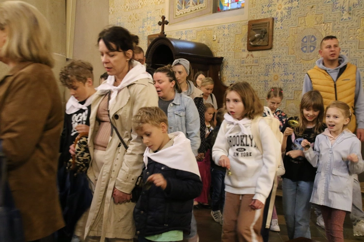 Płock. Dzień dziecka w ogrodzie biskupim