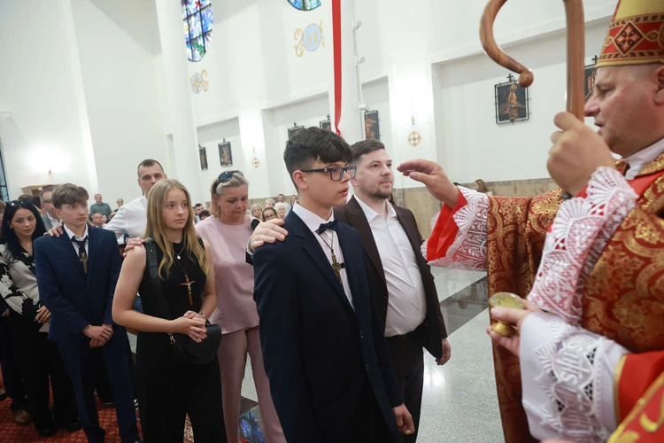 Bierzmowanie w Trzcianie koło Mielca