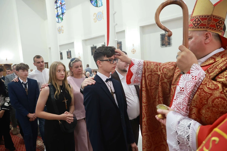 Bierzmowanie w Trzcianie koło Mielca