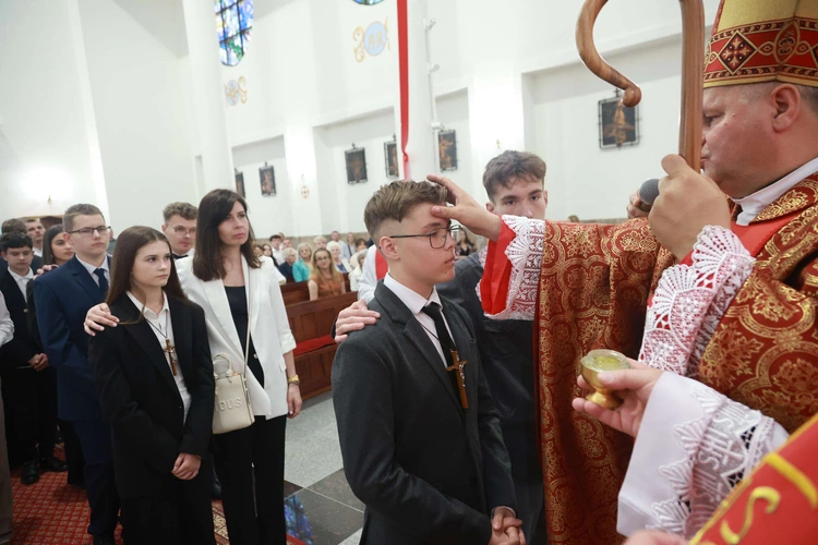 Bierzmowanie w Trzcianie koło Mielca