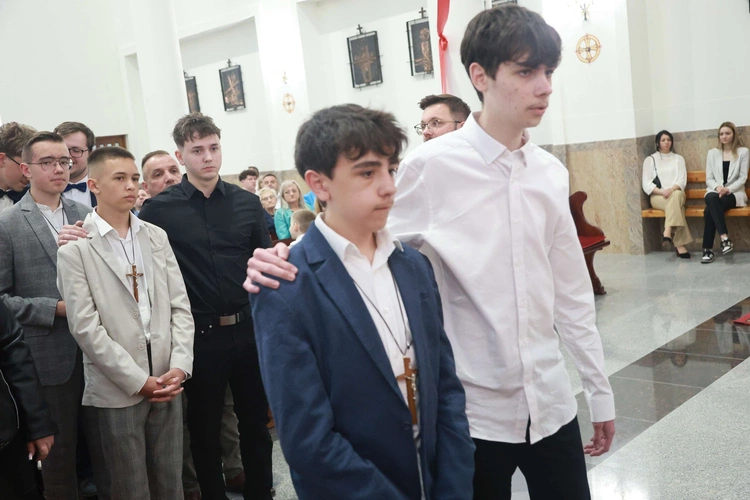Bierzmowanie w Trzcianie koło Mielca