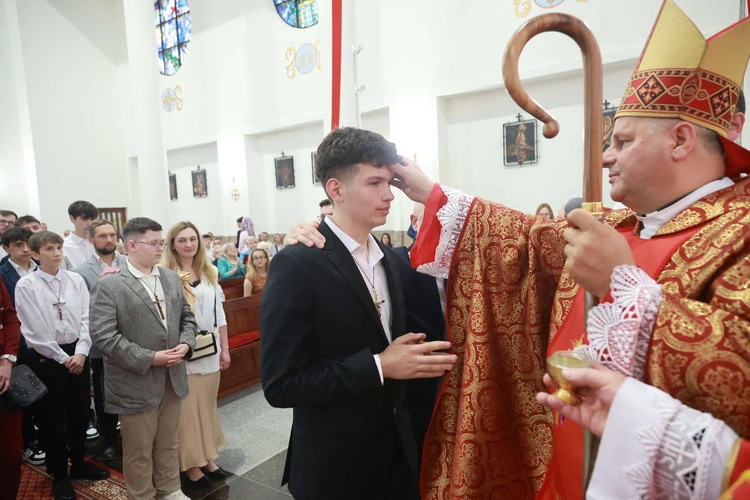 Bierzmowanie w Trzcianie koło Mielca