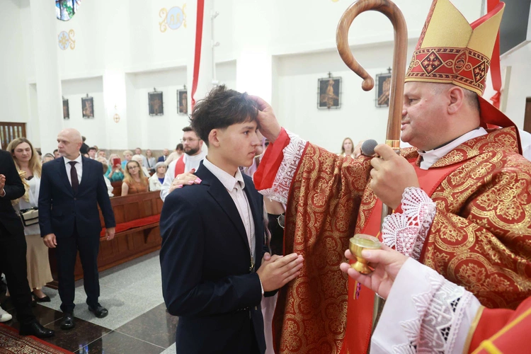 Bierzmowanie w Trzcianie koło Mielca