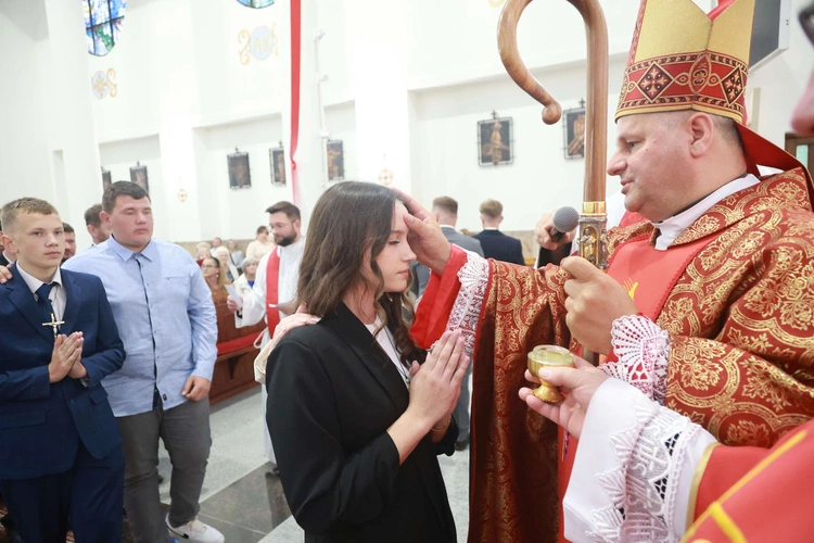 Bierzmowanie w Trzcianie koło Mielca