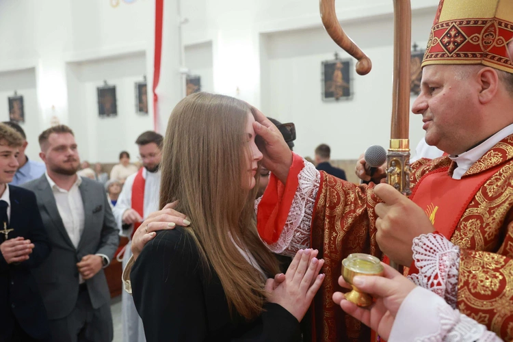 Bierzmowanie w Trzcianie koło Mielca
