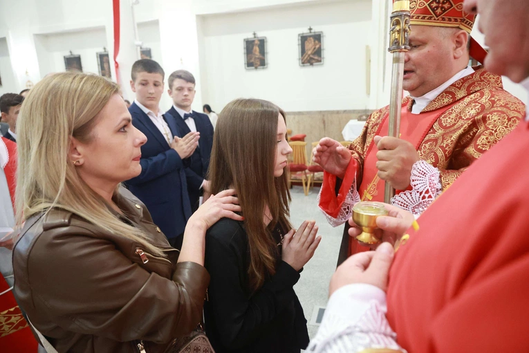 Bierzmowanie w Trzcianie koło Mielca