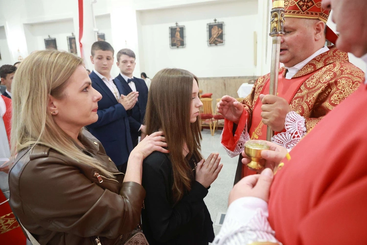 Bierzmowanie w Trzcianie koło Mielca