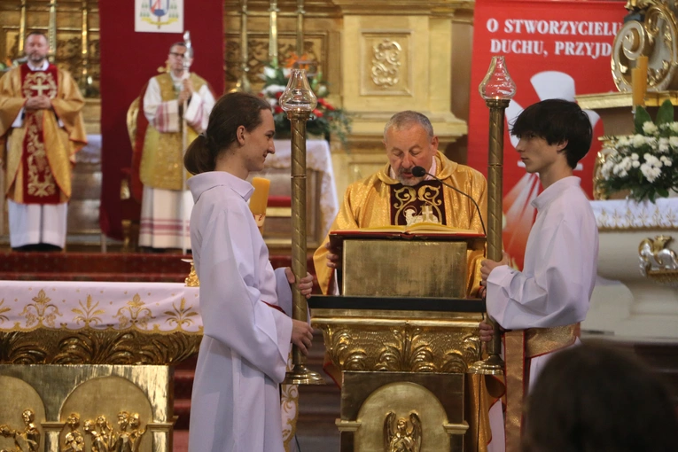 Pułtusk. XXVI Sacrosong Diecezji Płockiej (Msza św. w bazylice)