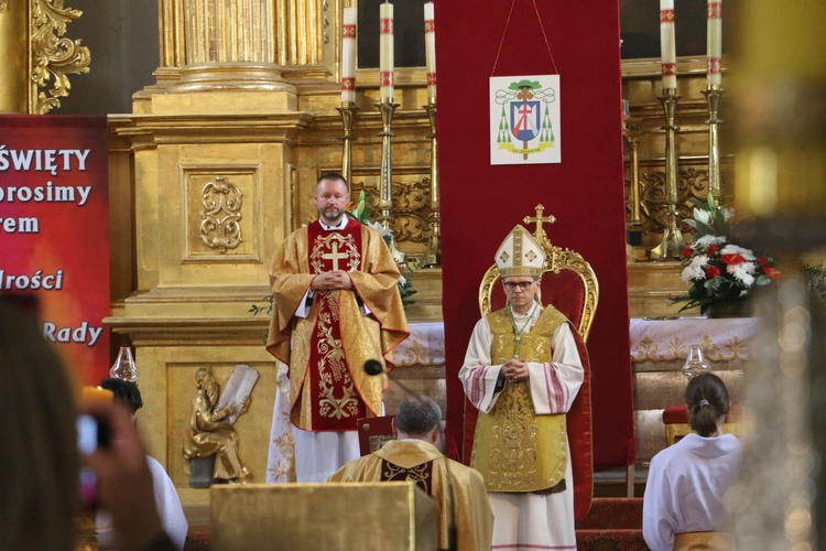 Pułtusk. XXVI Sacrosong Diecezji Płockiej (Msza św. w bazylice)