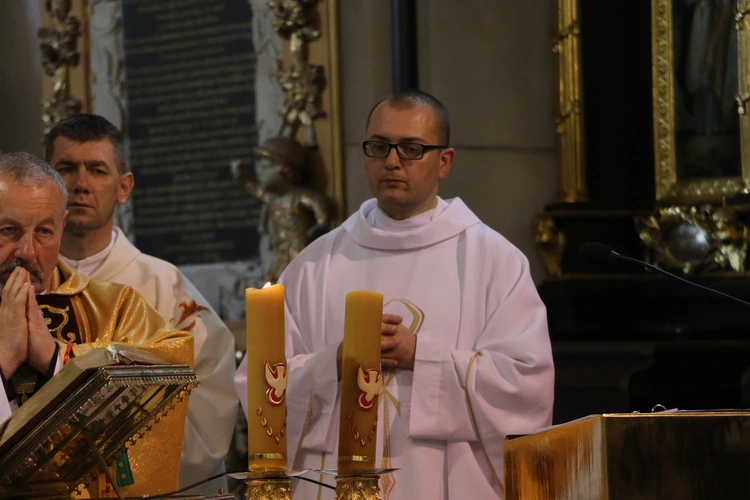 Pułtusk. XXVI Sacrosong Diecezji Płockiej (Msza św. w bazylice)