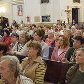 Pierwsza Diecezjalna Pielgrzymka Kobiet w Ożarowie