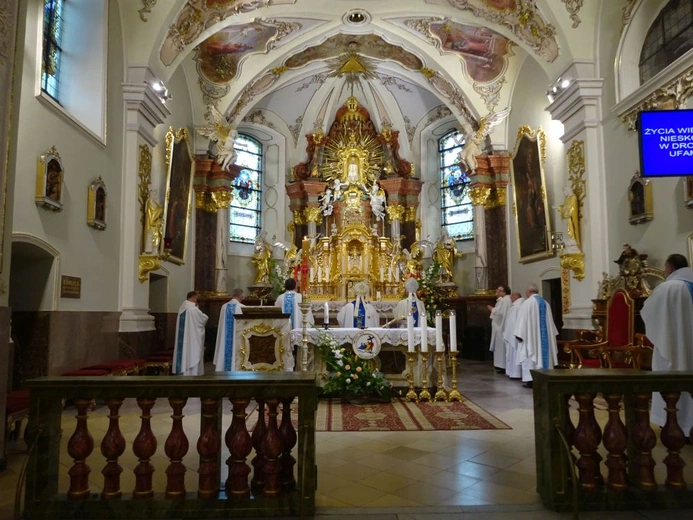 Pielgrzymka osób konsekrowanych