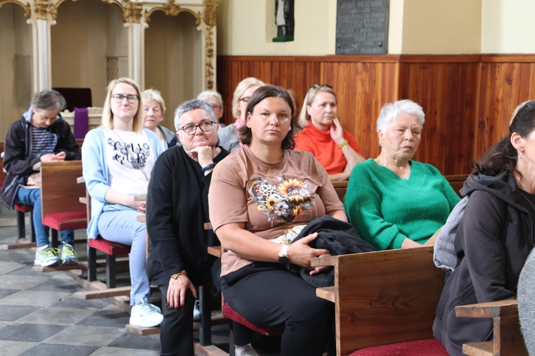 XII Diecezjalna Pielgrzymka Kobiet - wędrówka