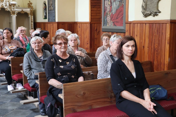 XII Diecezjalna Pielgrzymka Kobiet - wędrówka