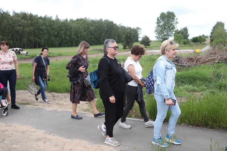 XII Diecezjalna Pielgrzymka Kobiet - wędrówka