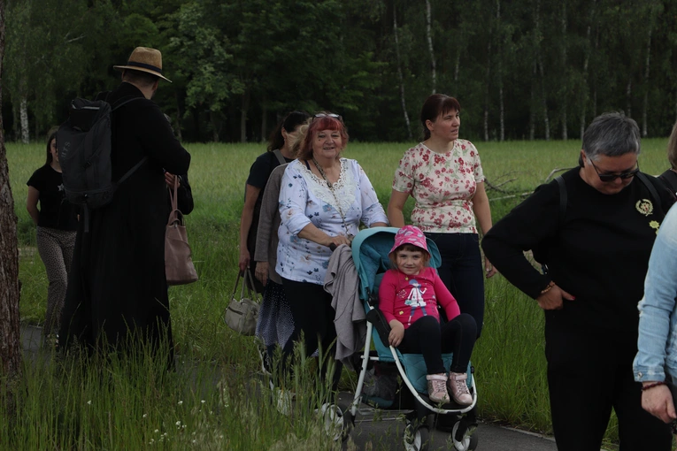 XII Diecezjalna Pielgrzymka Kobiet - wędrówka