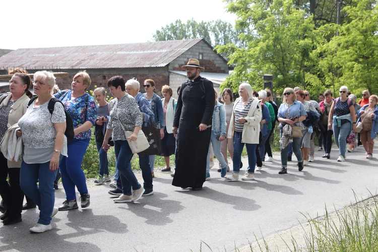 XII Diecezjalna Pielgrzymka Kobiet - wędrówka