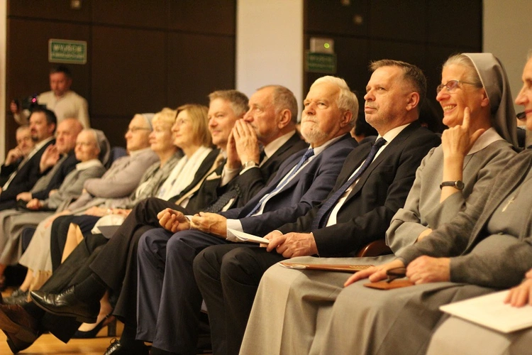 Jubileusz szkoły sióstr urszulanek w Krakowie